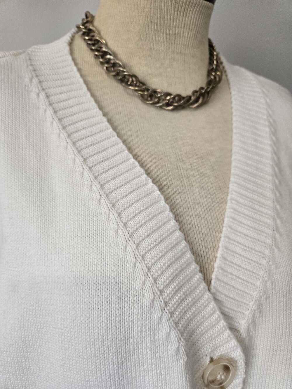 Sabo Australia White Knit Short Sleeve Button-Front Sweater Cardigan. Large - Picture 3 of 13
